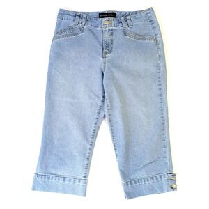 Bandolino Blu Women Light Wash Denim Capri Jeans Size 8 Button Hem Cropped Pants